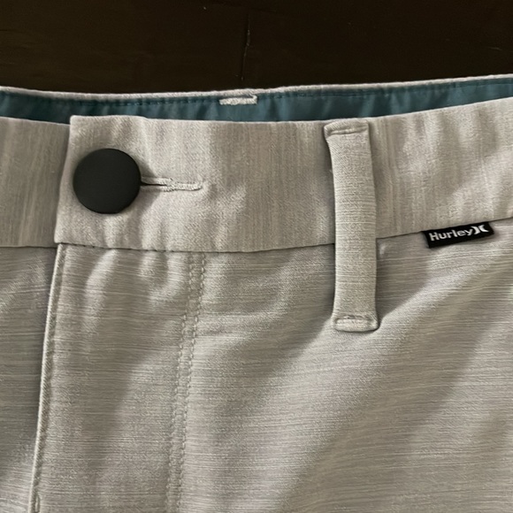 Men’s Hurley shorts - Picture 2 of 6